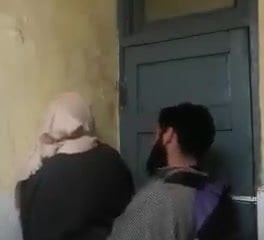 Hijab irmã fodido bantam banheiro universidade